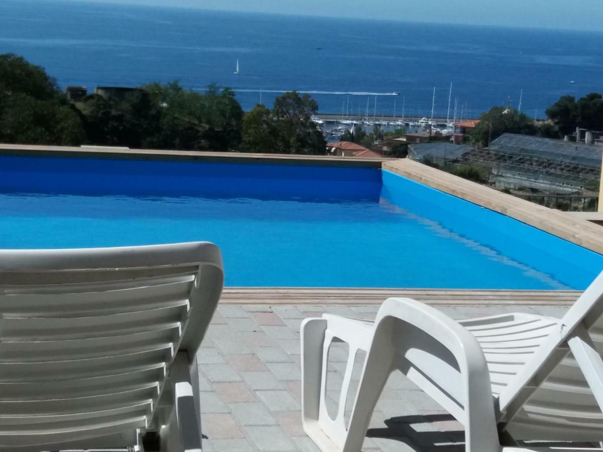 Villa Del Mare Ligure Elvezia Santo Stefano al Mare Exterior foto
